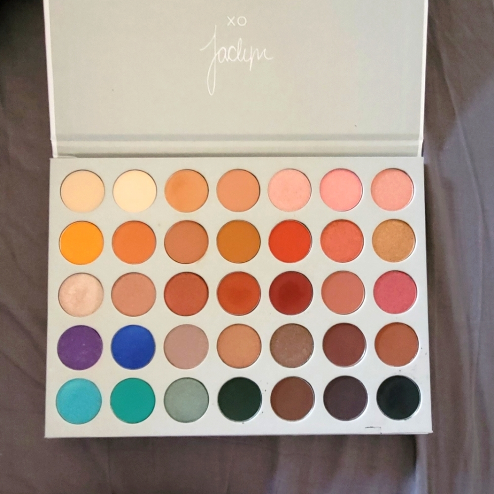 New 🆕 jacklyn Hill pallete